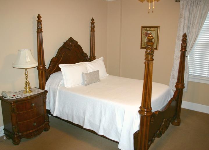 The Woodford Inn Versailles Dış mekan fotoğraf
