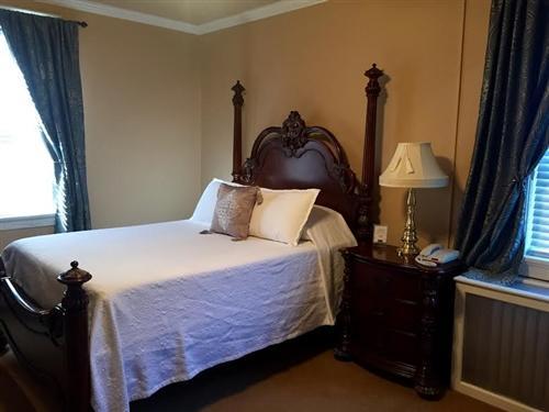 The Woodford Inn Versailles Dış mekan fotoğraf